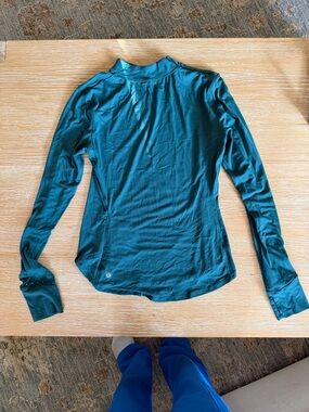 lululemon athletica Long Sleeve running Mock Neck athletic Top - Teal Green